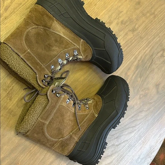 Men’s Brown and Black Winter Boots size 11 - Picture 5 of 6